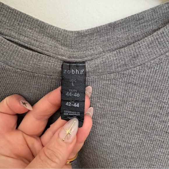 Zobha Charcoal Long Sleeve Women's Top - Picture 2 of 3